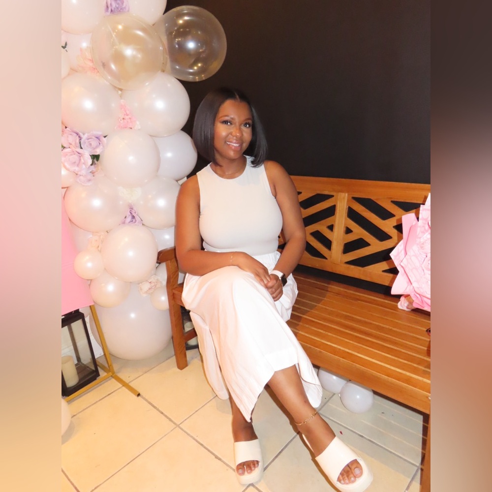 Meet your Posher, Destinie